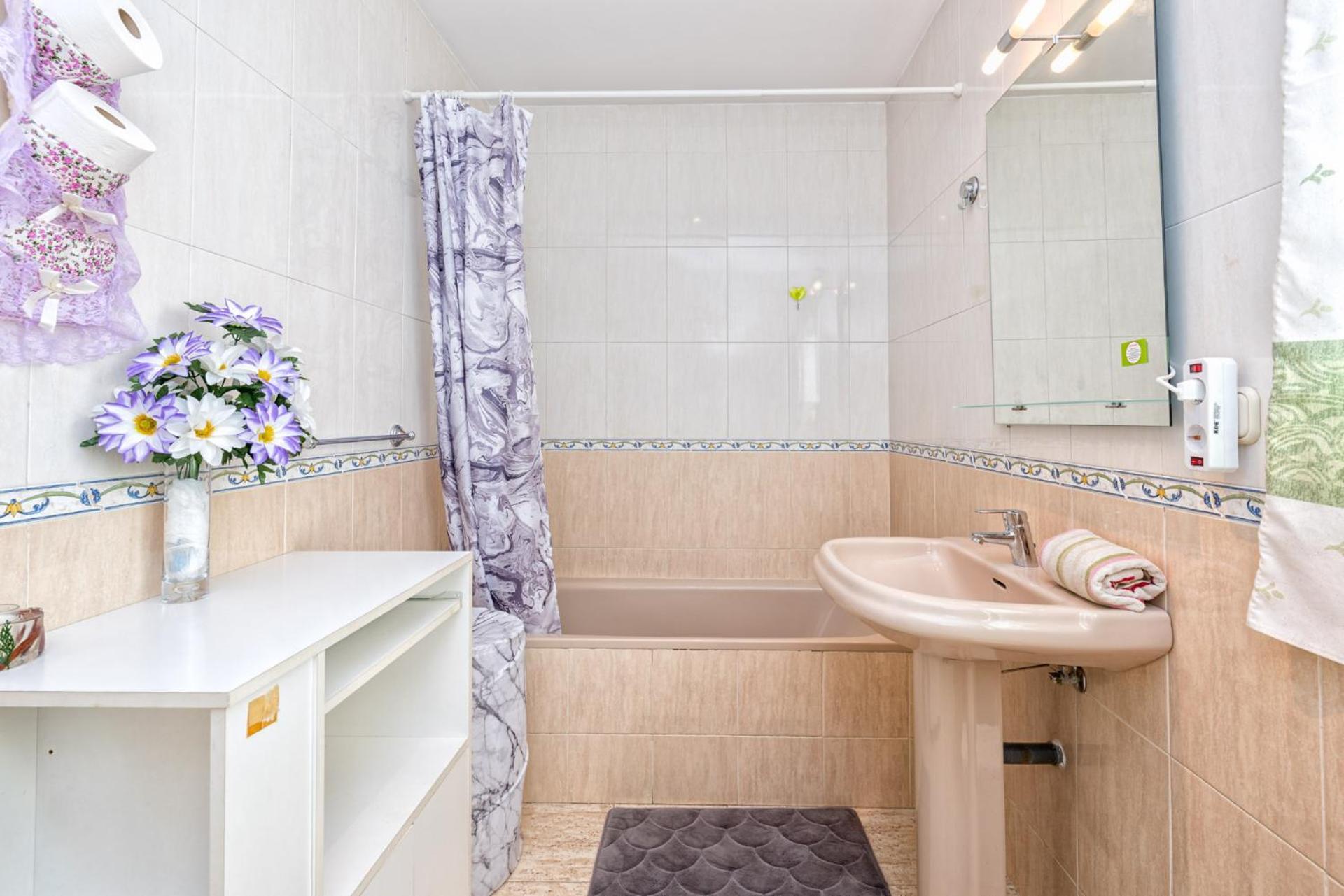 Castillo Sohail Townhouse Near The Beach By Costarentals - Ref 101 푸엔히롤라 외부 사진