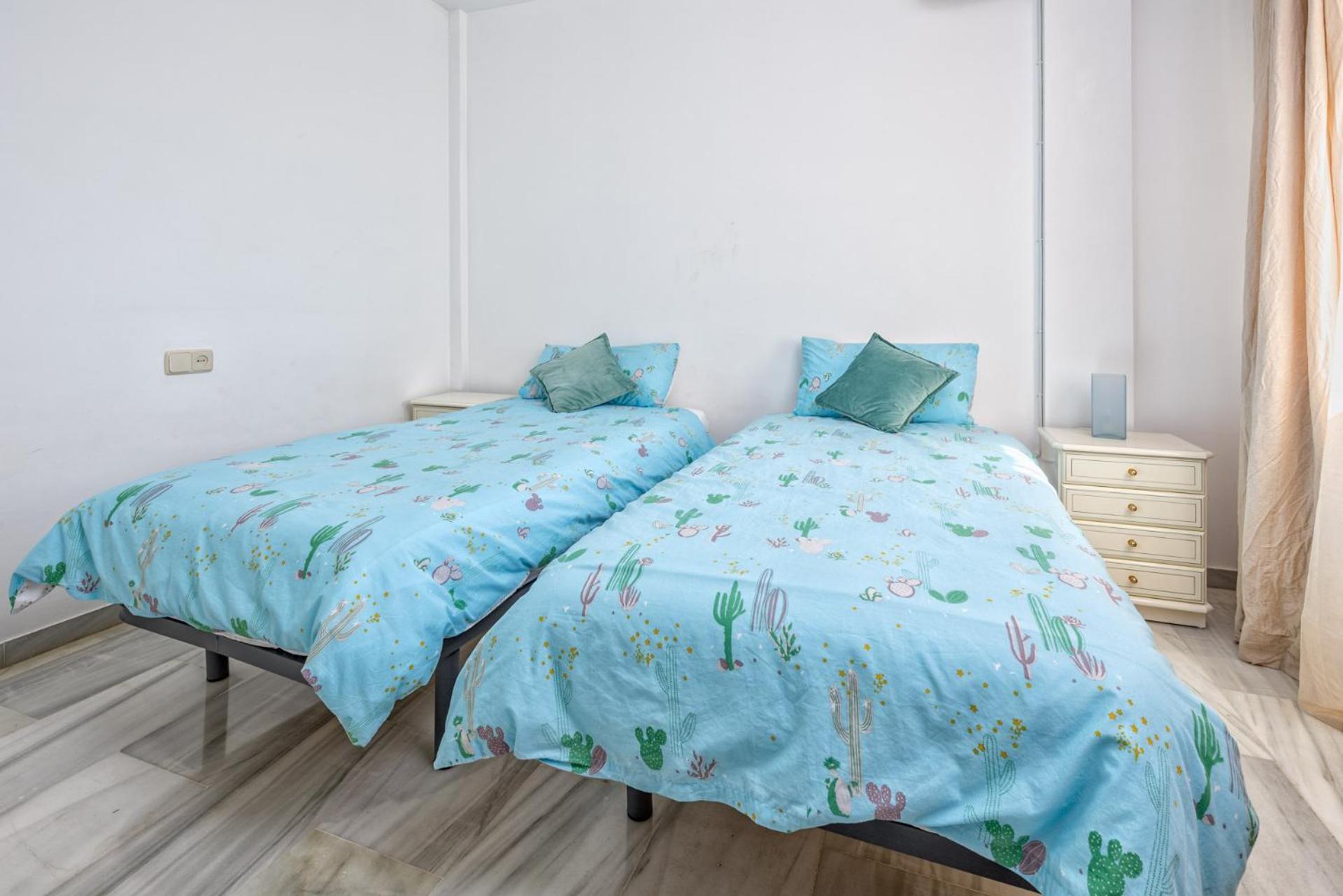 Castillo Sohail Townhouse Near The Beach By Costarentals - Ref 101 푸엔히롤라 외부 사진