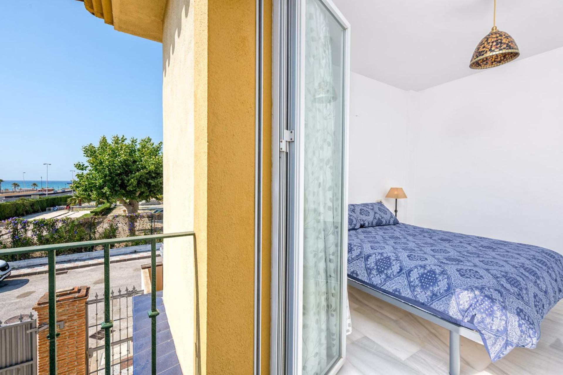 Castillo Sohail Townhouse Near The Beach By Costarentals - Ref 101 푸엔히롤라 외부 사진